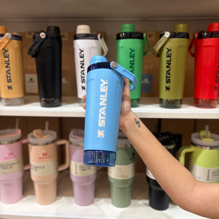 Stanley Shaker Bottle (591 ml)