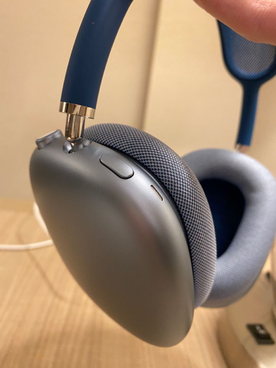 سماعات AirPods Max 